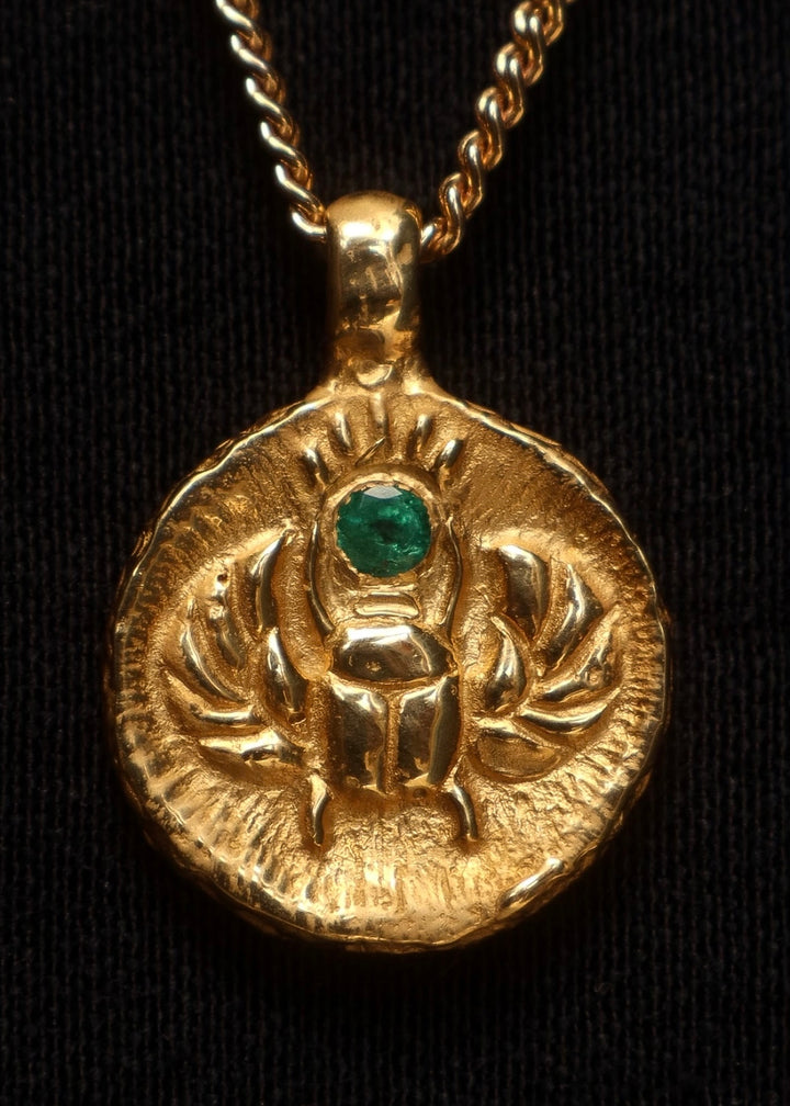 The beetle - gold & emerald