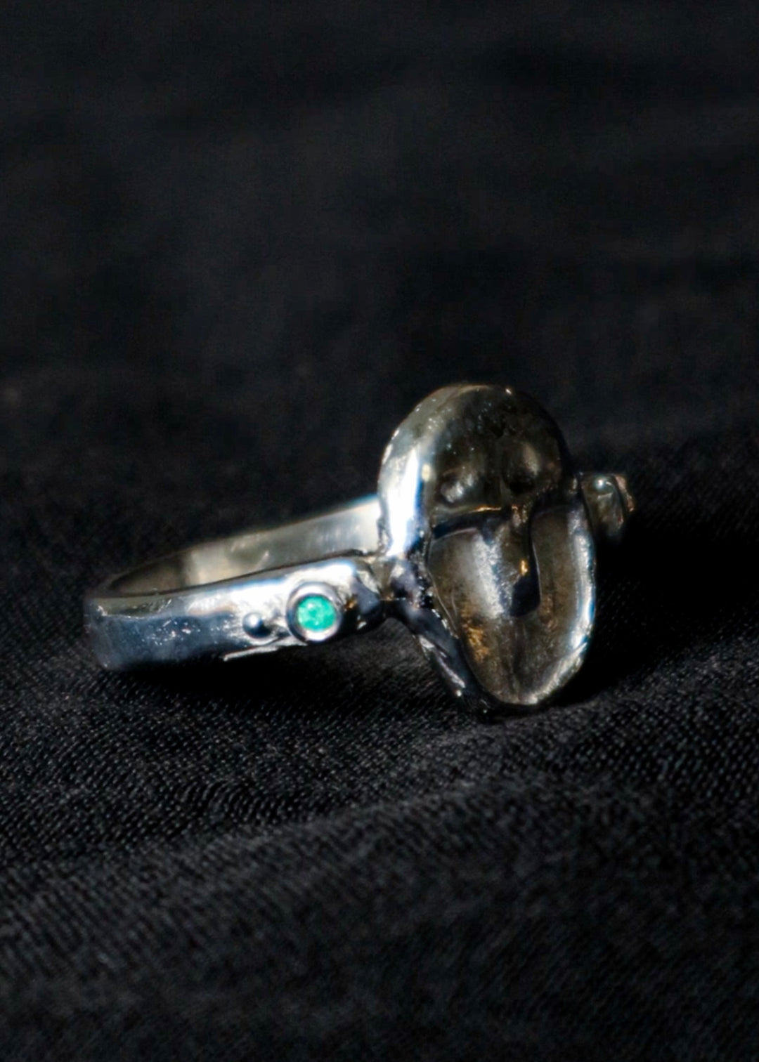Tribal mask ring - silver