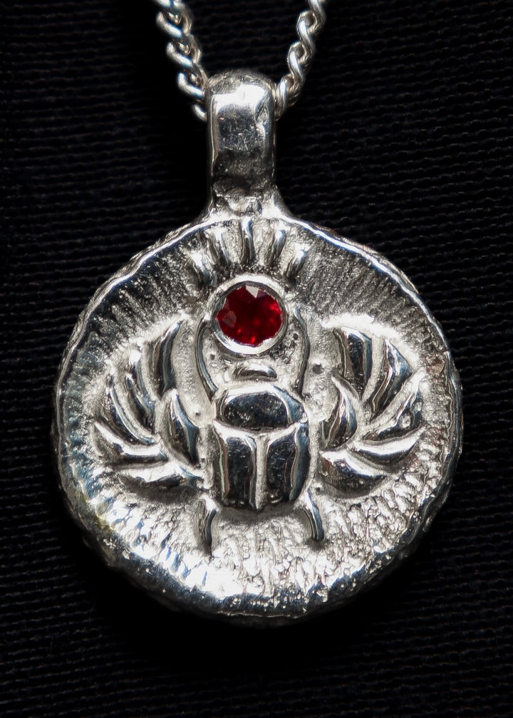The beetle - silver & ruby